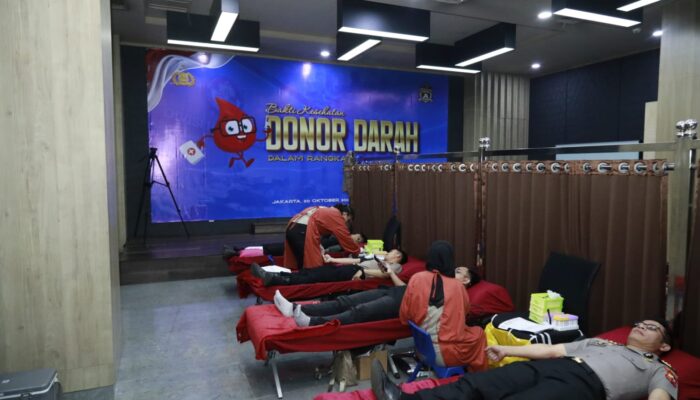 Hari Jadi ke-75 Humas Polri, Divhumas Polri Gelar Donor Darah Serentak Bersama Humas Polda Jajaran dan Media