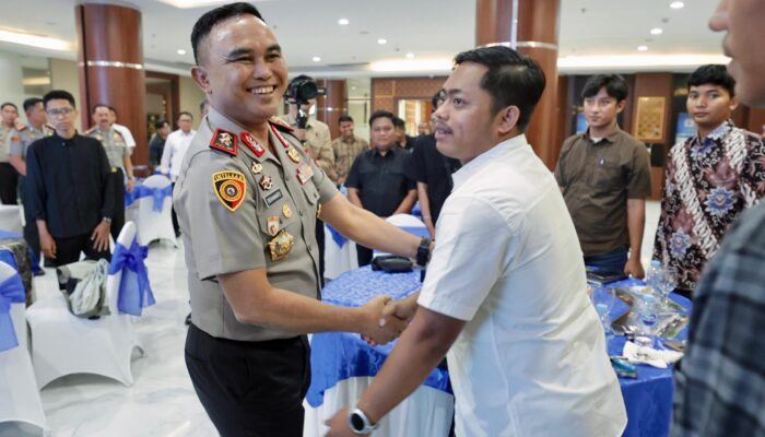 Perkuat Sinergi Kamtibmas, Kapolda Jatim Silaturahmi dengan BEM se-Jawa Timur Bangun Dialog Konstruktif