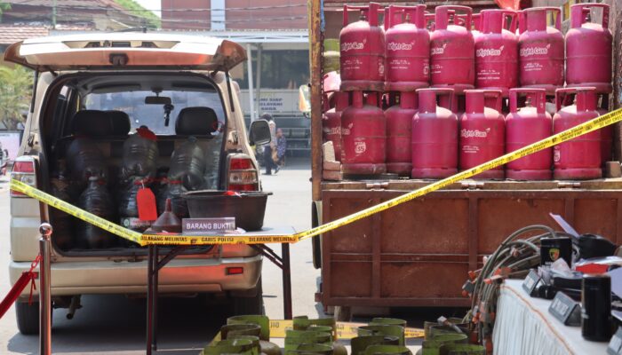 Polres Pasuruan Ungkap Dugaan Penyalahgunaan Pertalite Subsidi, Tersangka Gunakan Lima Barcode MyPertamina Milik Keluarga