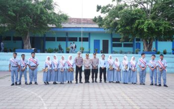 Polres Cilegon Tanamkan Kesadaran Antitawuran dan Antibullying melalui Program Polisi Peduli Pendidikan